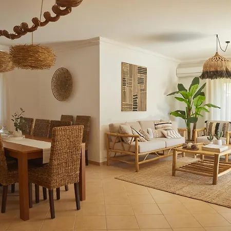 Monte Das Oliveiras Lux - 600m From The Beach - Swimming Pool - Wi Fi - Aircon Villa Albufeira